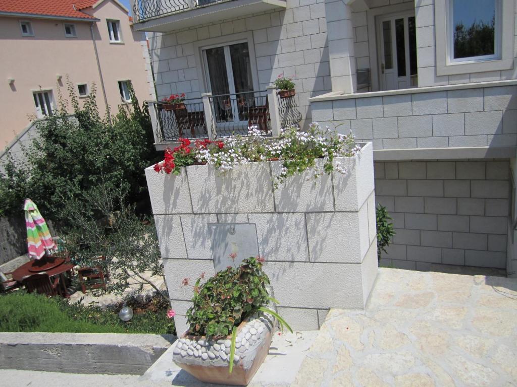 Apartments Nives Супетар Экстерьер фото