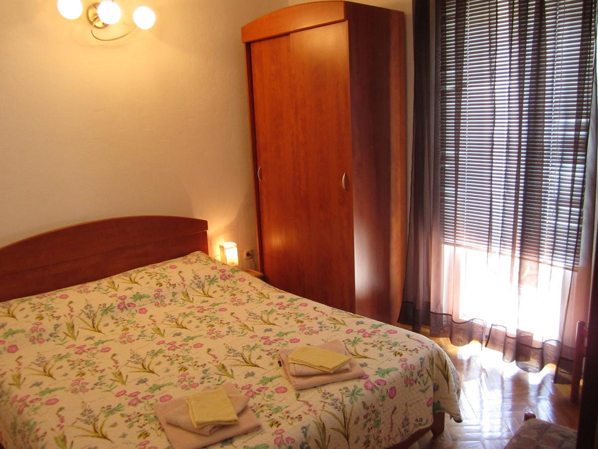 Apartments Nives Супетар Экстерьер фото