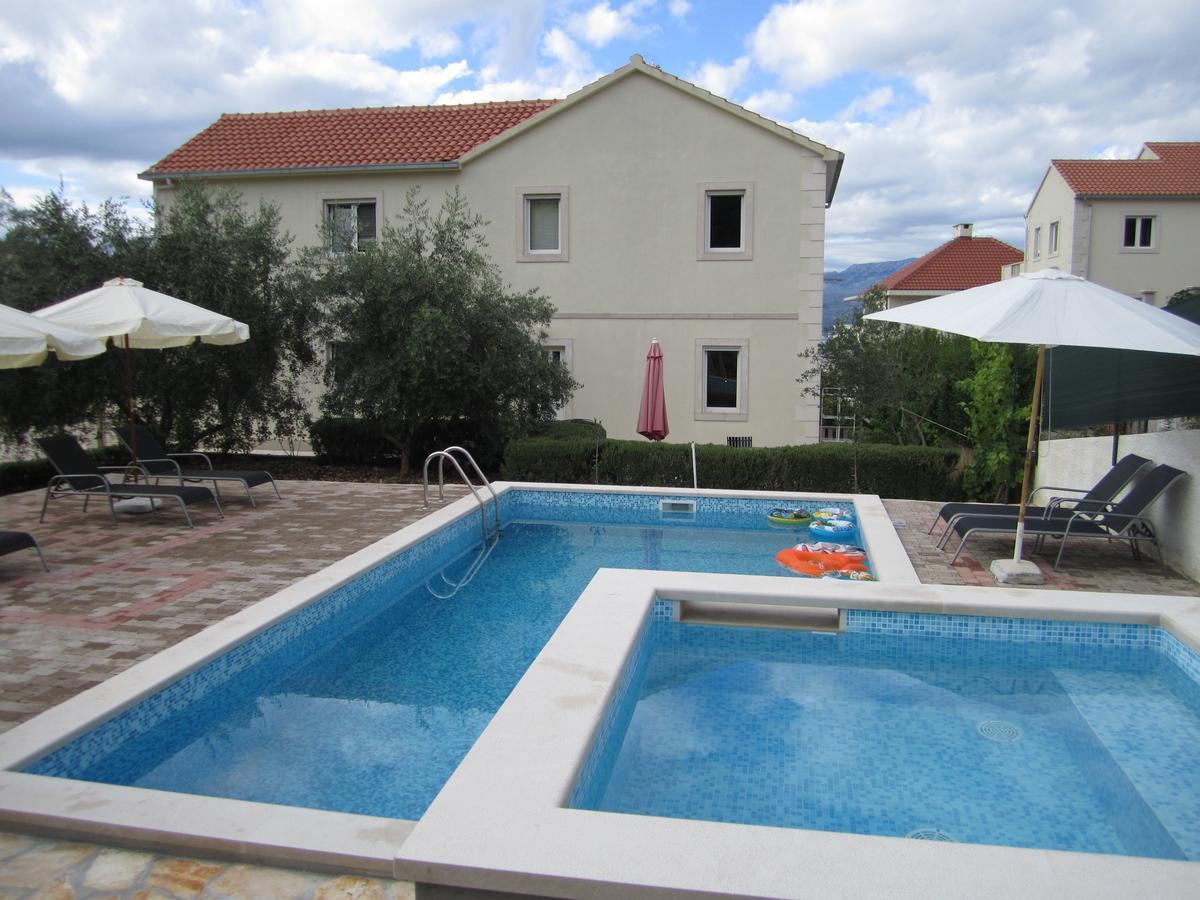 Apartments Nives Супетар Экстерьер фото
