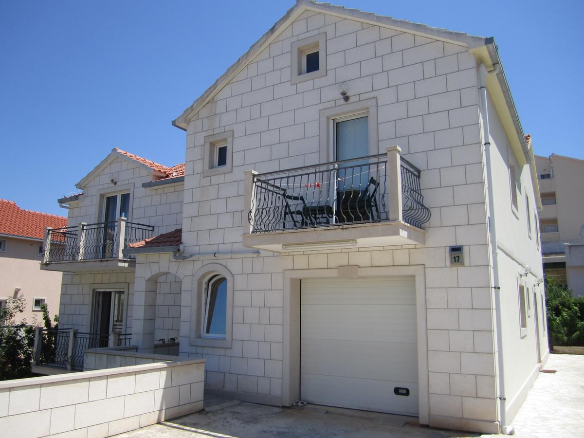 Apartments Nives Супетар Экстерьер фото