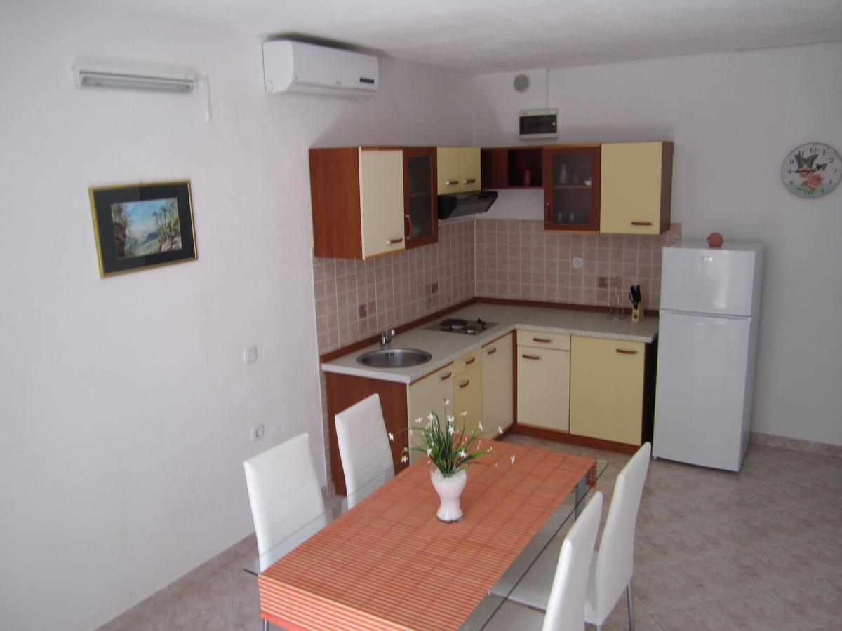 Apartments Nives Супетар Экстерьер фото